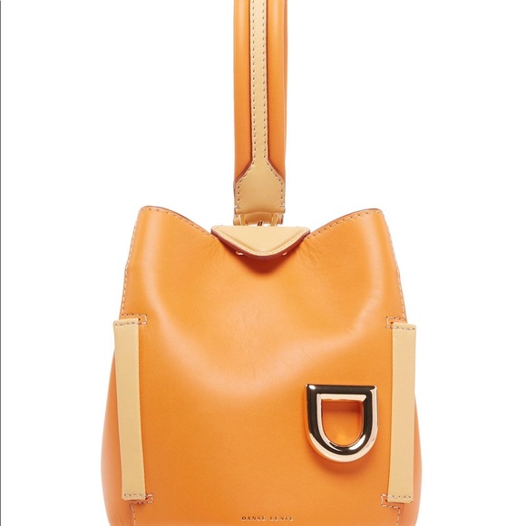 SOLD Danse lente josh bucket leather shoulder bag - Picture 4 of 12